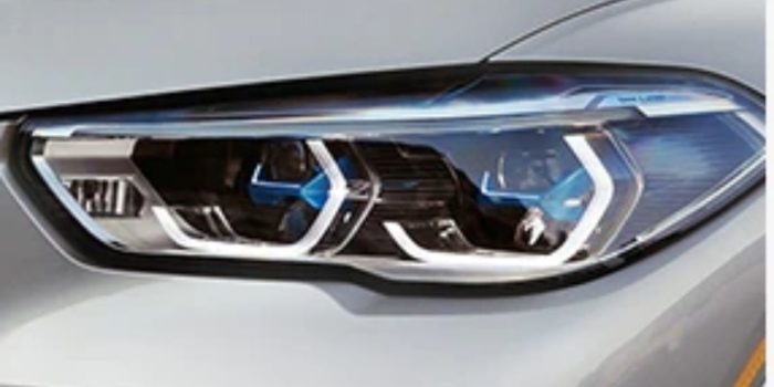 new BMW X5 facelift headlights