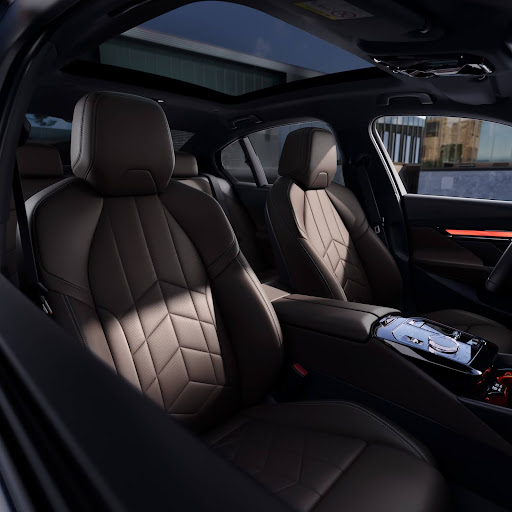 The brown BMW i5 interior.